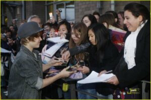 Justin Bieber è mancino