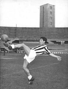 Gigi Riva è mancino