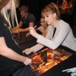 Jennifer Lawrence è mancina